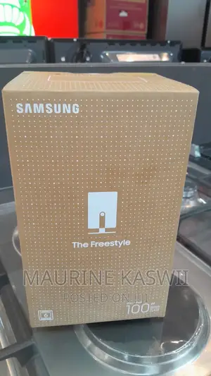 Samsung -the Freestyle SP-LSP3BLAXKE – Portable Projector