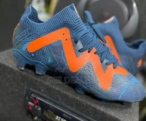 Puma Future Soccer/Football Boots