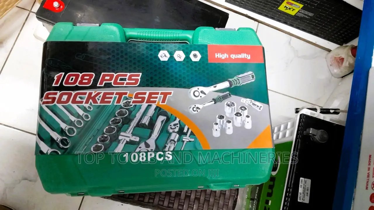 108pcs Car Mechanical Toolkit