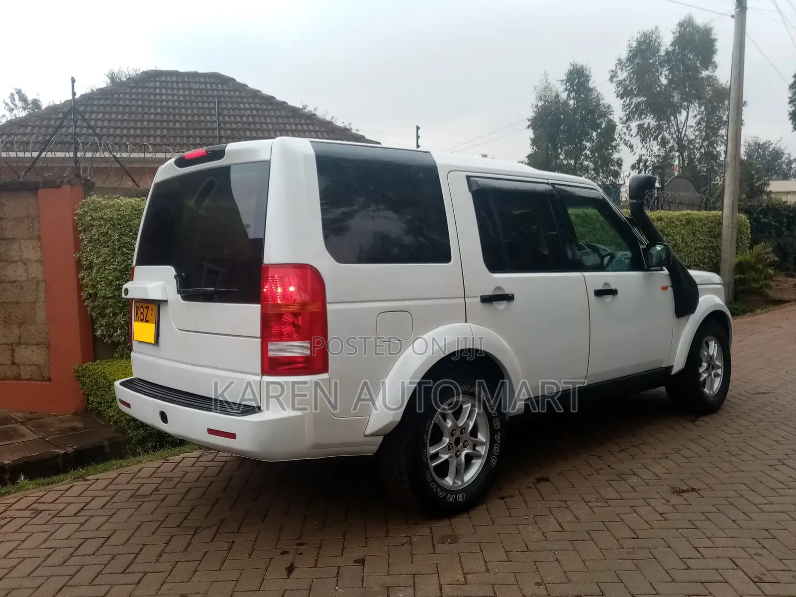 Land Rover Discovery 2006 White