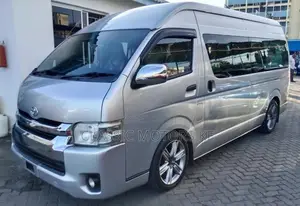 Toyota HiAce 2017 Silver