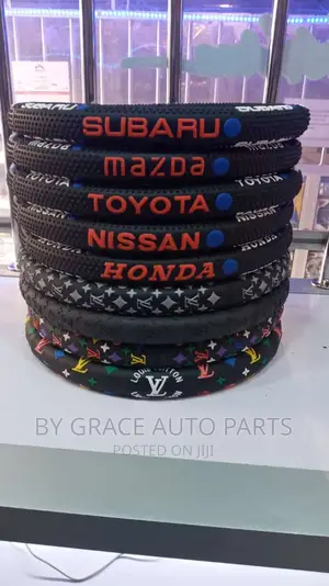 Best Branded Non Slippery With Grip Stearing Cover .