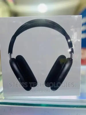 Apple Airpods-Max Wireless Headphones.
