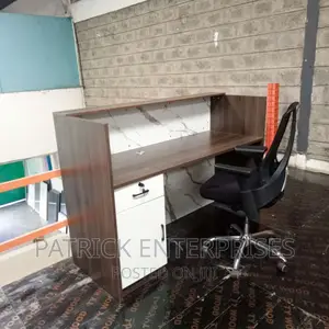 Executive Imported Morden Reception Desk 1.6 MTRS