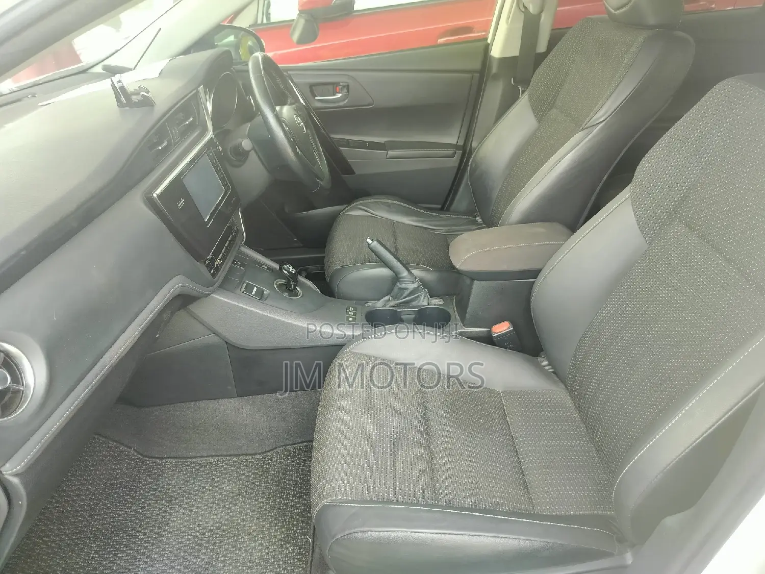 Toyota Auris 2016 White