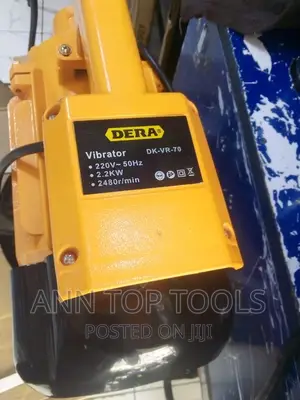 Dera Electric Concrete Vibrator