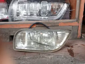 Toyota Mark-Ii Guo Foglights