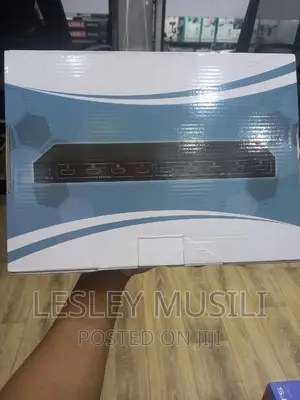 1×8HDTV Splitter