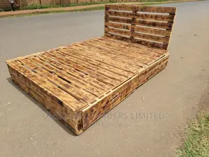 Wooden Pallets - Wooden Pallet Bed - Blazed Pallet Bed 5x6