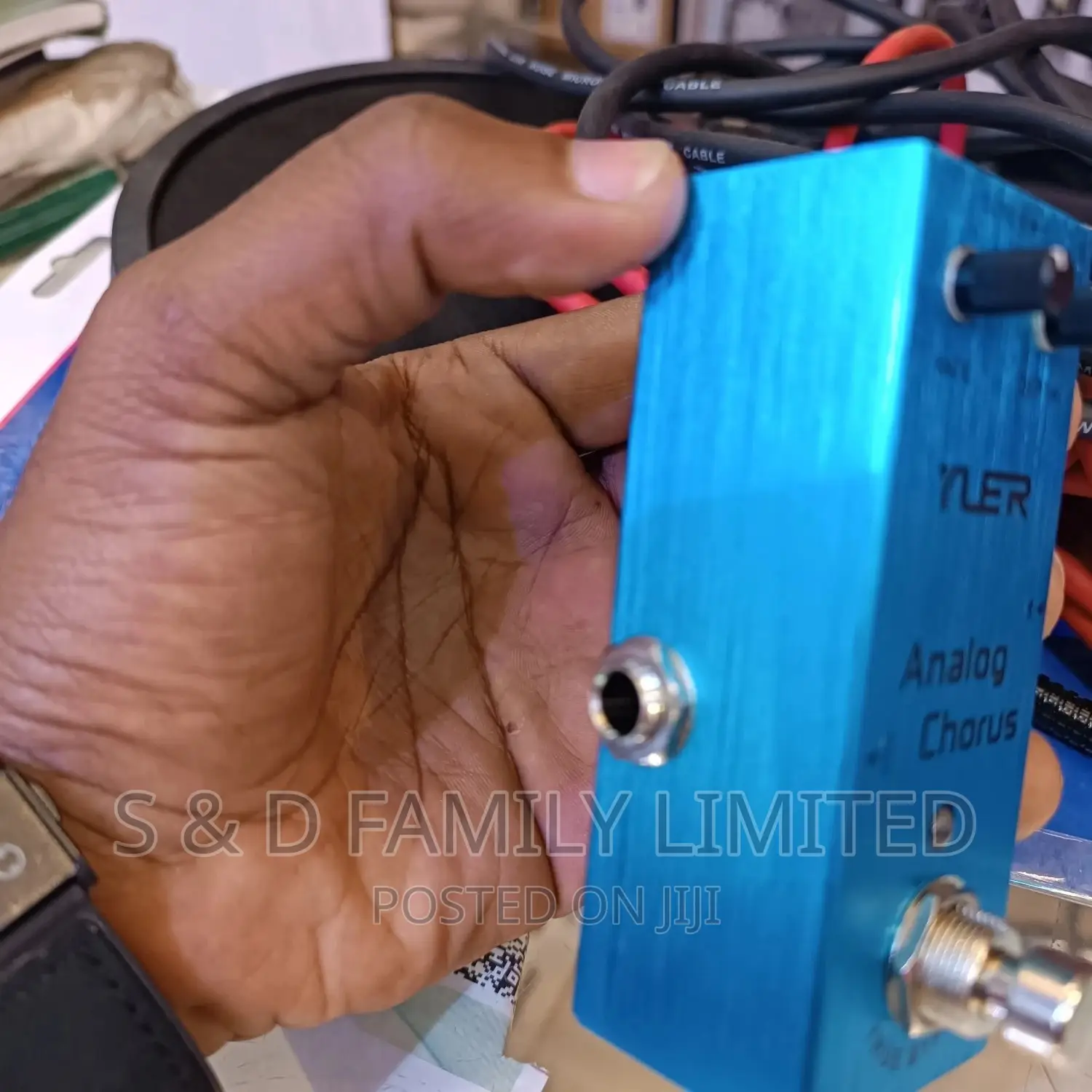 Analog Chorus Guitar Pedal Effect