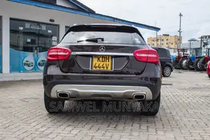 Mercedes-Benz GLA-Class 2015 Pink