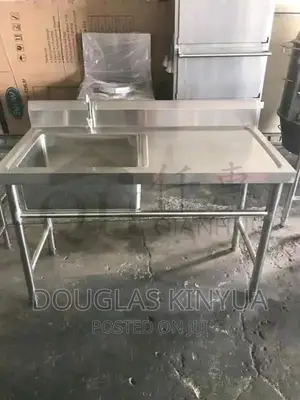 Single Bowl Sink 110cm .