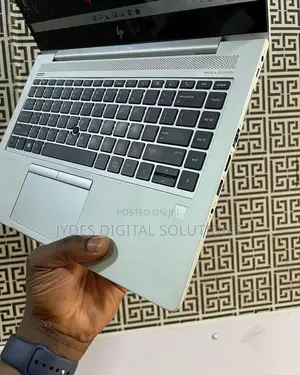 Laptop HP MT44 8GB AMD Ryzen 3 SSD 256GB