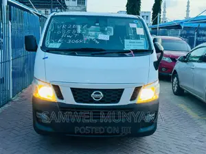 Nissan Caravan (Urvan) 2016 White