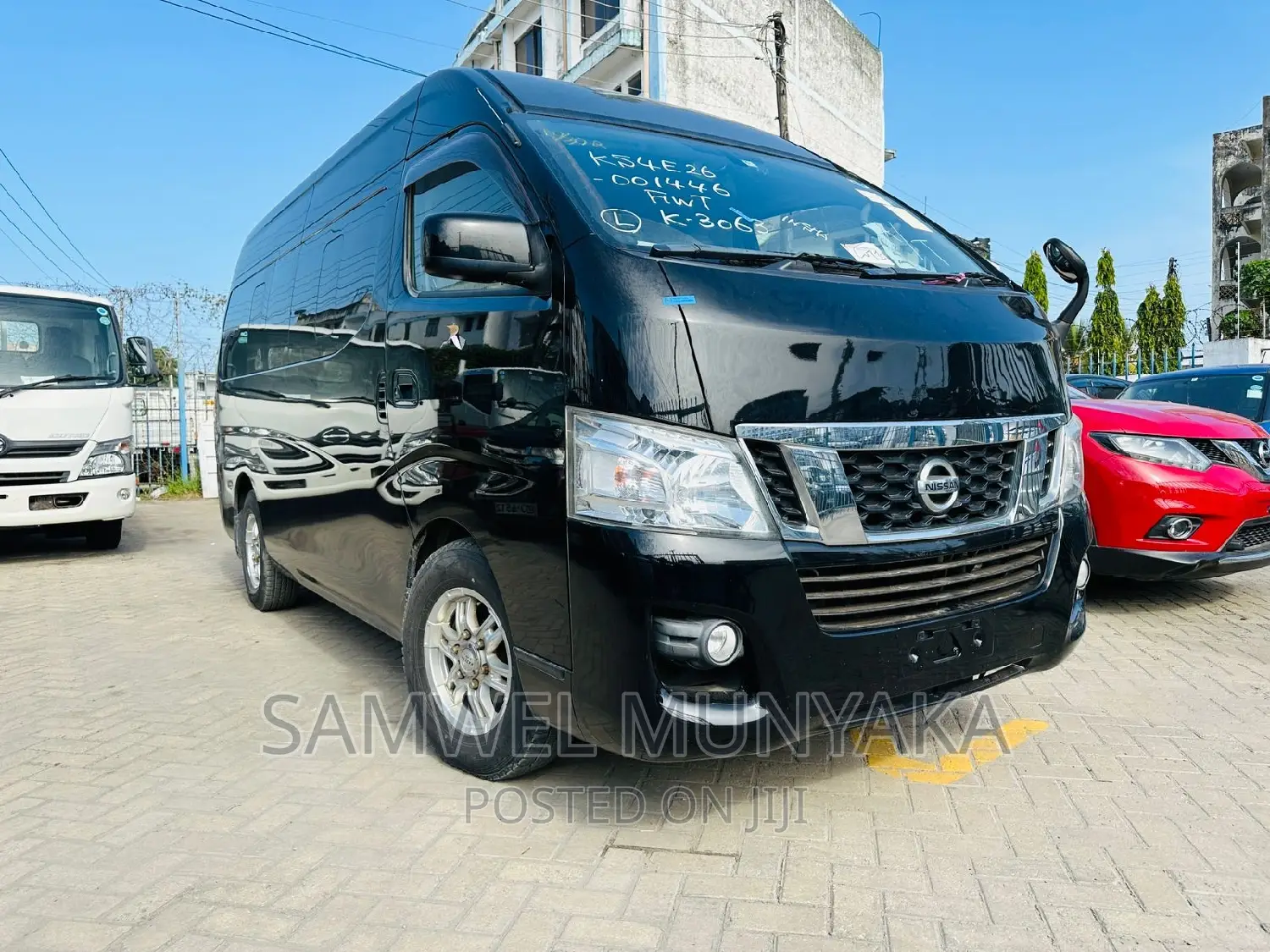Nissan Caravan (Urvan) 2016 Black
