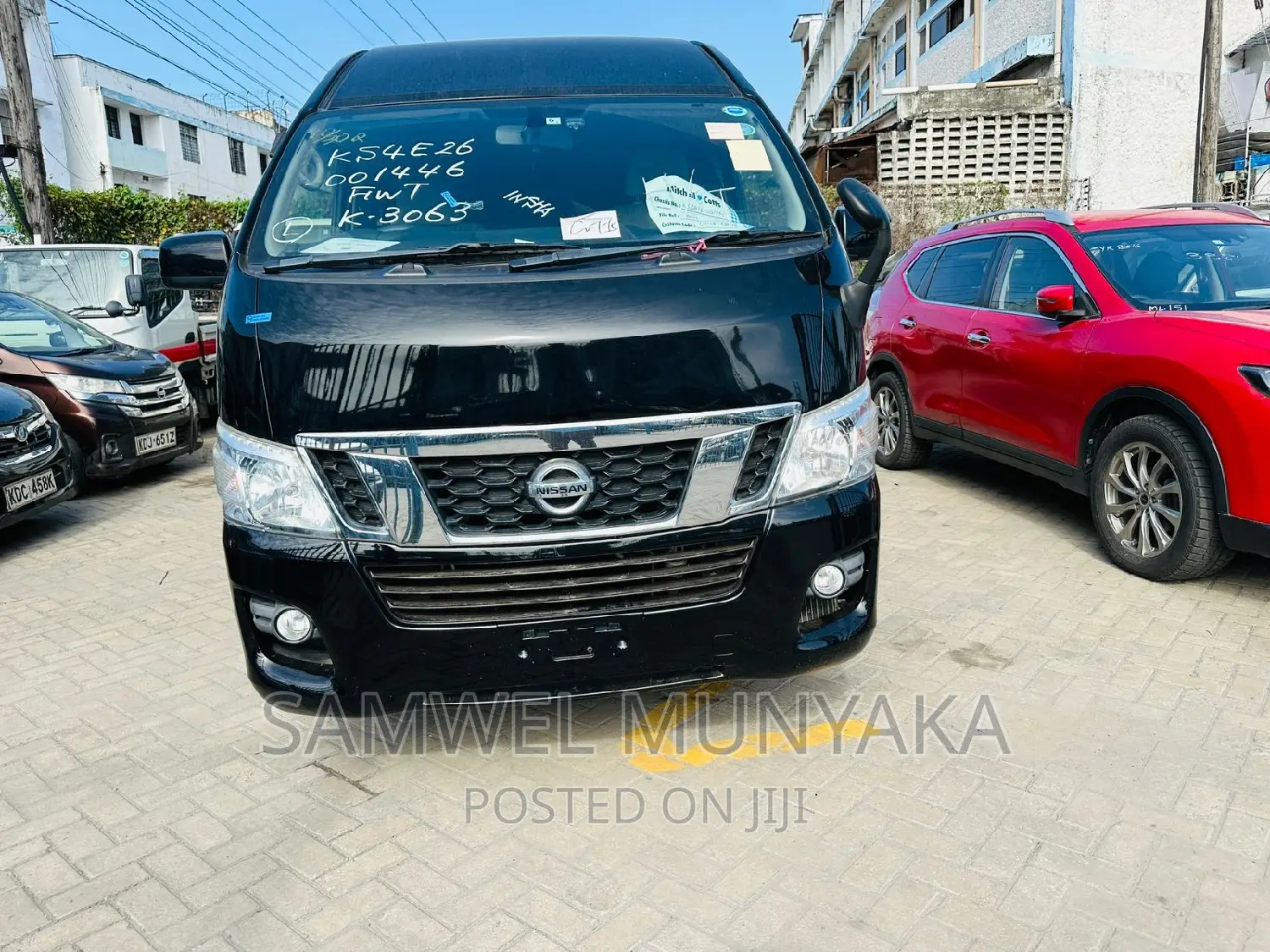 Nissan Caravan (Urvan) 2016 Black
