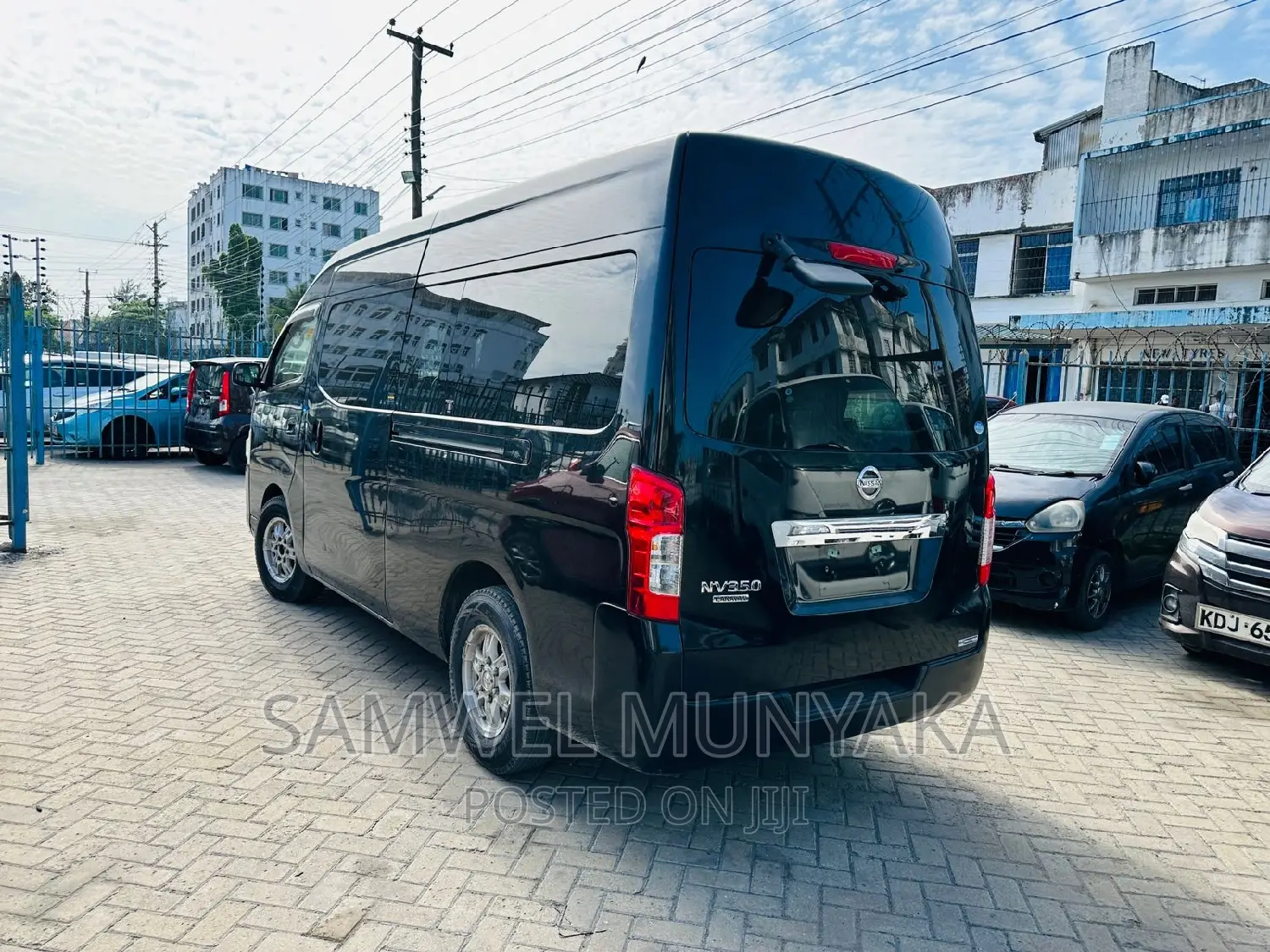 Nissan Caravan (Urvan) 2016 Black