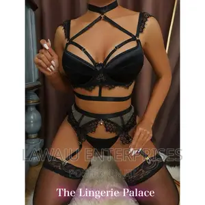 High Quality Lingerie Set In Black
