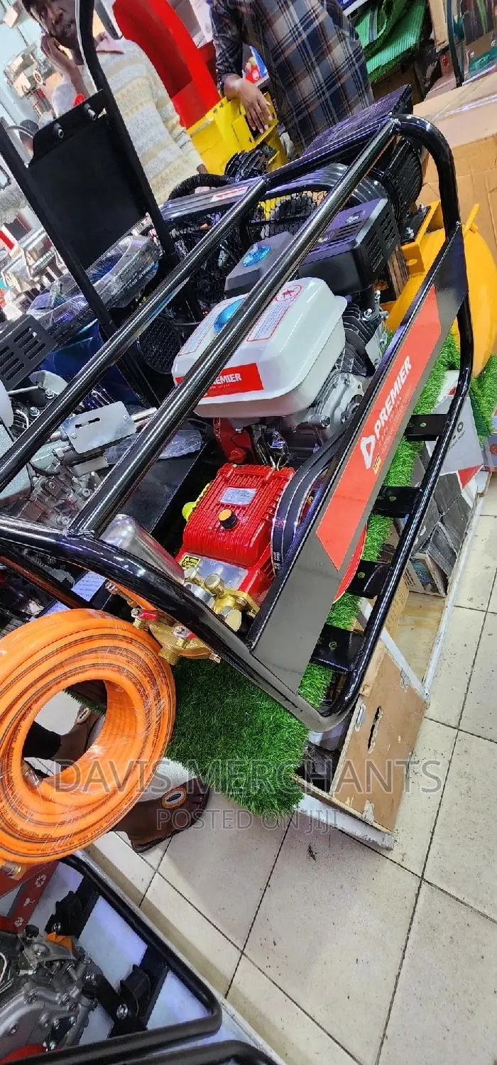 Engine Knapsack Sprayer Machine