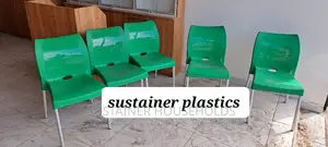 Plastic Chairs With Metallic Silver Legs