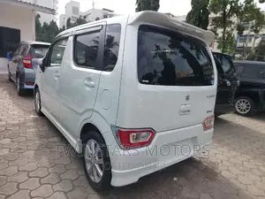 Suzuki Wagon R 2017 White