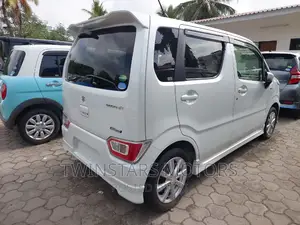 Suzuki Wagon R 2017 White