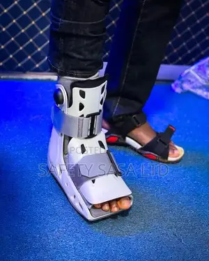 Aircast Walking Ankle Boot : Air Select Cast Boot