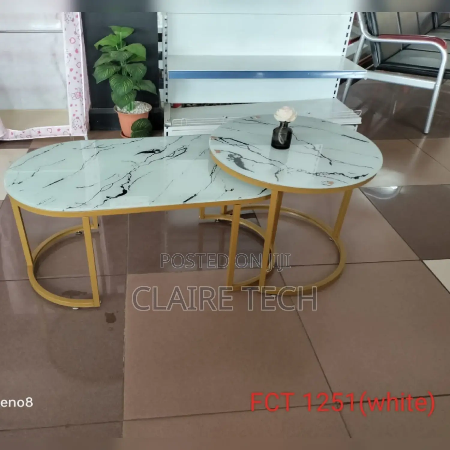 White Mable Coffee Table