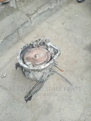 Toyota Passo Sette Gearbox
