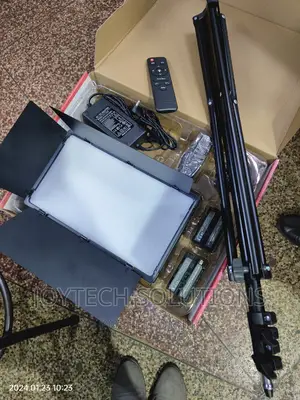 Studio Vedio/ Photo Pro Led 800 Plus, Remote Controlled S