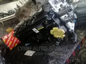 Nissan Navara Yd25 Engine Complete Headcylinder