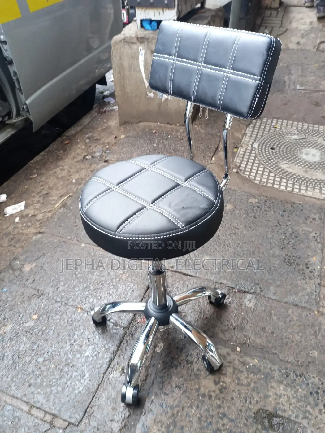 Adjustable Pedicure Seat