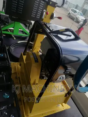 Heave Duty Concrete Plate Compactor -super Honda Engine