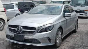 Mercedes-Benz A-Class 2016 Silver