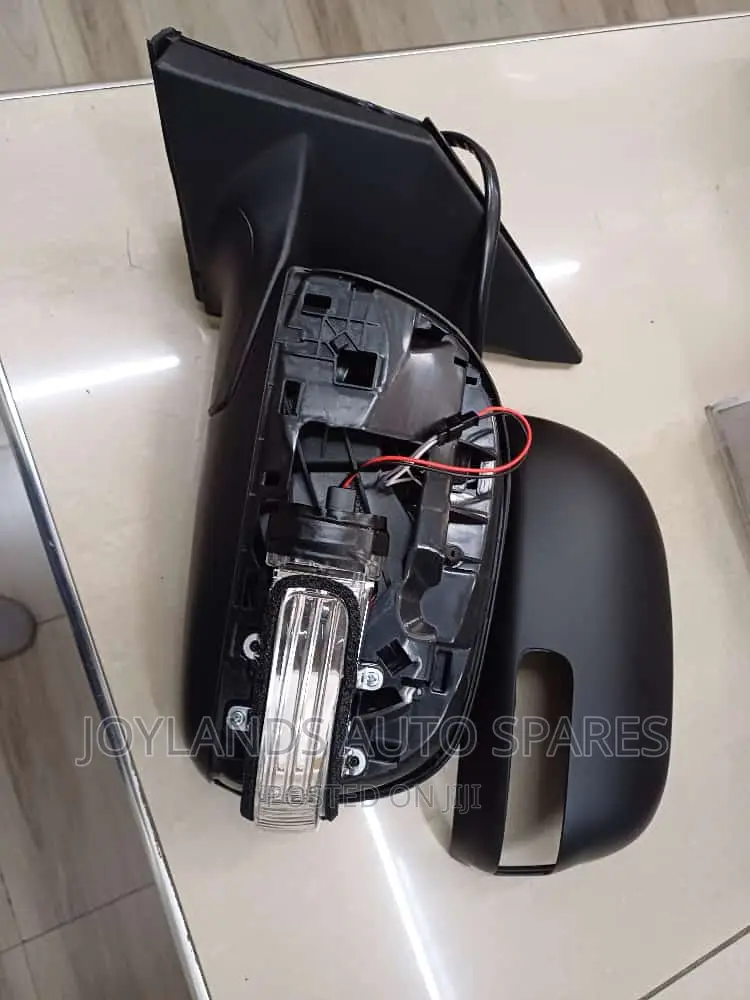 Vanguard Automatic Side Mirror With Indicator.