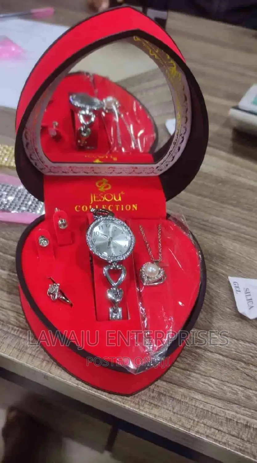Valentine Ladies Watch Gift Set