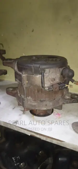 Alternator Nissan Ud and Mk
