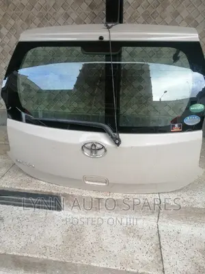 Toyota Passo 2012 Rear Boot