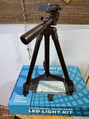 Extendable Table Tripod Stand With Phone Holder