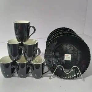 Black 6 Pieces Set of Plates and Mugs 