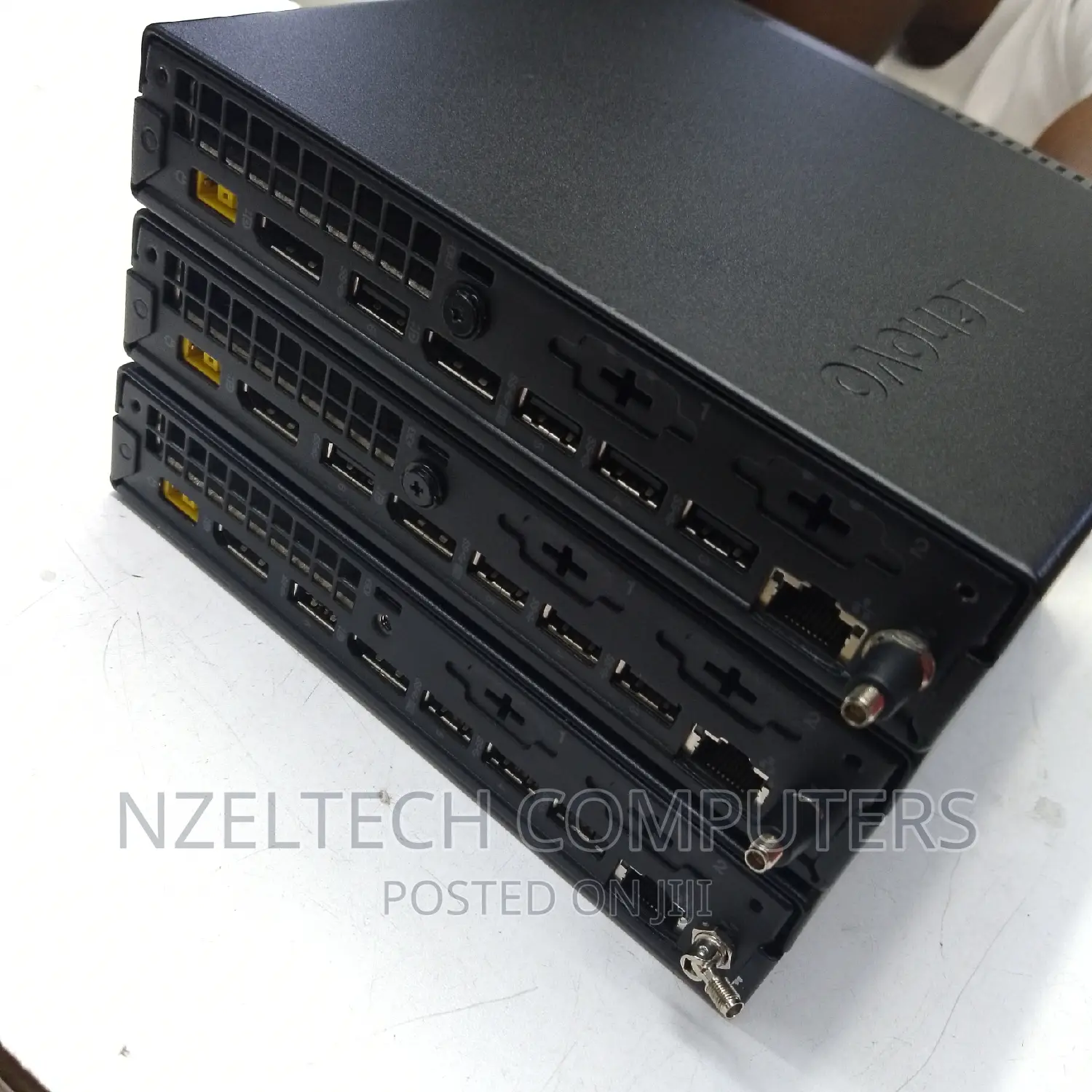 Desktop Computer Lenovo Ideacentre 720 8GB Intel Core I5 HDD 500GB