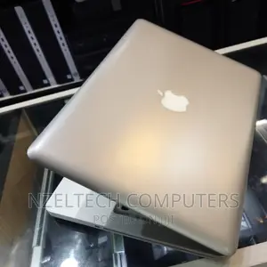 Laptop Apple MacBook Pro 8GB Intel Core i5 SSD 500GB