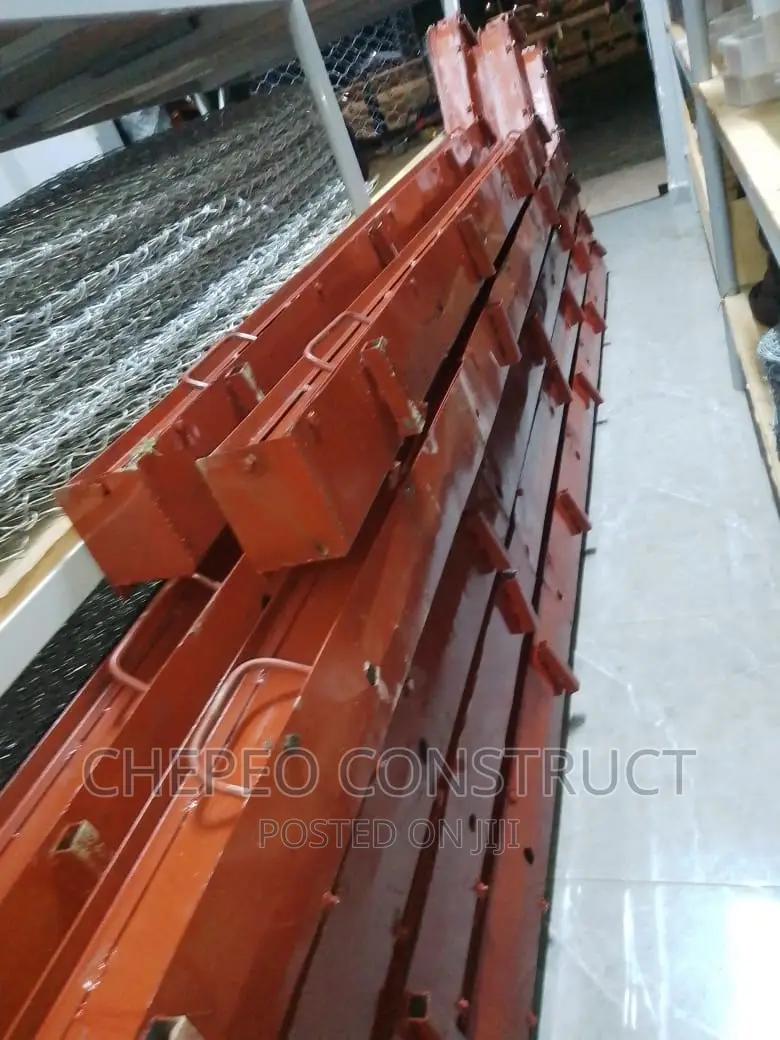 Fencings Mould Posts