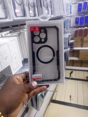 Iphon 14 Pro Max Hybrid Soft TPU Bumper Clear Magnetic Cas