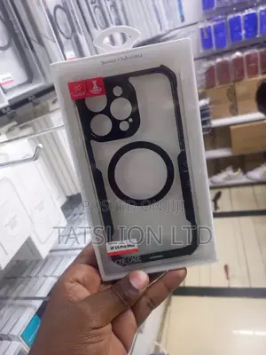 iPhone 15 Pro Max Clear Case/Cover With Magsafe New