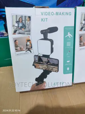 Vlogging Kit' for Video Shooting, Selfie, Tiktok;