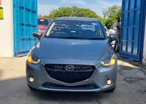 Mazda Demio 2016 Silver