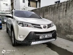 Toyota RAV4 2015 White