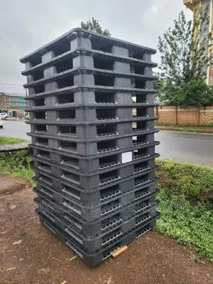 Plastic Pallets-Plastic Pallets - Heavy Duty Plastic Pallets