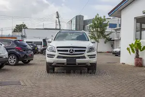 Mercedes-Benz GL-Class 350 BlueTEC 2016 Pearl